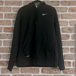 Nike hooded sweater Therma fit size L.  EUC